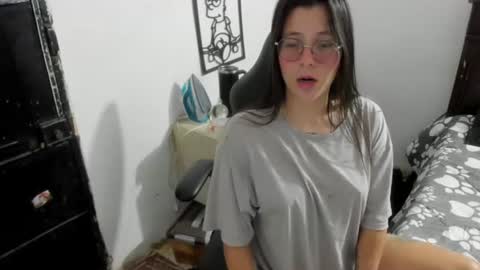 julieth-cancer online show from July 11, 2026, 1:30 am