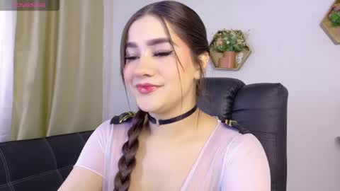 stefannycipriani_ online show from August 1, 2026, 2:38 pm