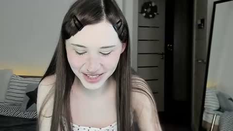stella_sunny online show from June 11, 2026, 11:58 pm