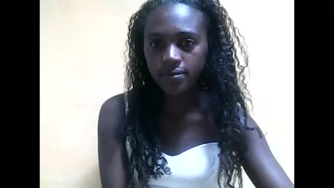 stephania12112343 online show from May 20, 2026, 5:41 pm