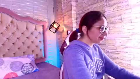 Stephaniesun  online show from July 28, 2026, 5:12 pm