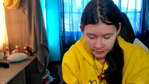 Stephany  independient model  online show from July 27, 2026, 1:07 pm