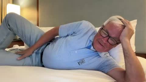 Steve online show from June 25, 2026, 2:33 am