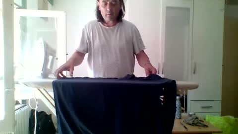 stevefromfrance online show from May 24, 2026, 1:27 pm