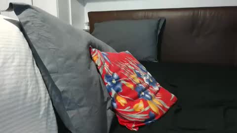 stevenpit online show from May 5, 2026, 4:59 pm