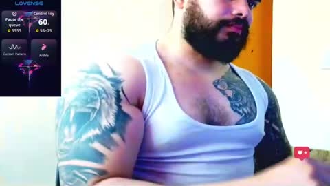 stiven253958 online show from July 27, 2026, 2:24 pm