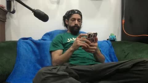 stringin69 online show from April 27, 2026, 7:17 am