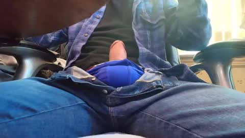 strokinate online show from May 20, 2026, 12:11 pm