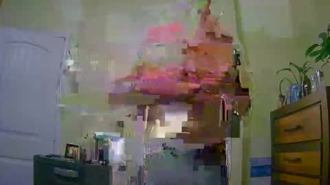 styles1003 online show from May 16, 2026, 3:47 am