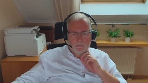 subbear1968 online show from July 8, 2026, 8:19 am