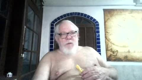 SubBtmPig4U online show from June 6, 2026, 2:05 am