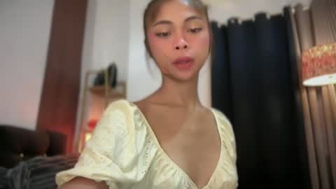 Snapshot of suckablechick chatting on June 15, 2026, 5:09 am Marry online show from June 15, 2026, 5:09 am