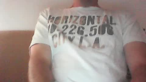sunnygun0 online show from July 13, 2026, 4:32 pm