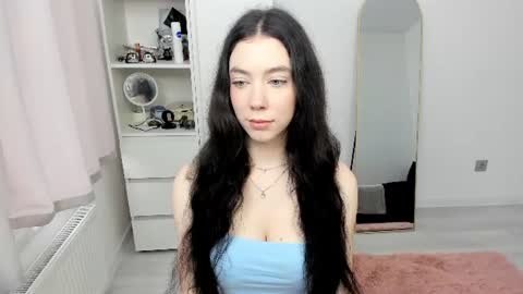 sunshine_bliss online show from July 22, 2026, 3:26 pm