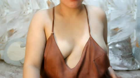 KIMZY online show from July 25, 2026, 4:21 am
