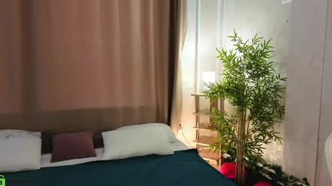 Snapshot of susan__clark chatting on May 27, 2026, 1:57 am Annie online show from May 27, 2026, 1:57 am