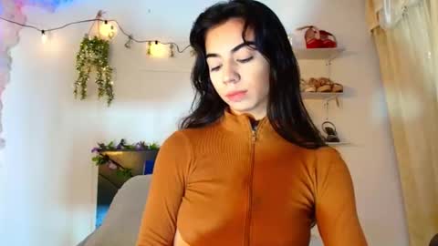 Snapshot of sussan_oconell chatting on June 10, 2026, 1:32 pm Sussan Oconell online show from June 10, 2026, 1:32 pm
