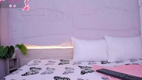 Susy online show from April 28, 2026, 4:06 am