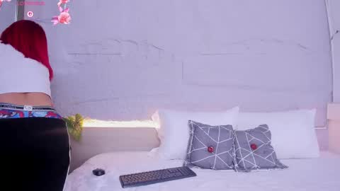 Susy online show from May 12, 2026, 4:42 am