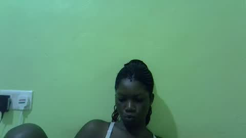 sweet_cherie1 online show from April 21, 2026, 5:25 am
