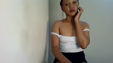 sweet likey online show from June 25, 2026, 5:17 pm