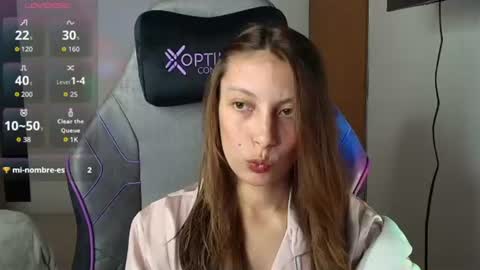 sweet_moon_v_ online show from June 21, 2026, 1:52 am