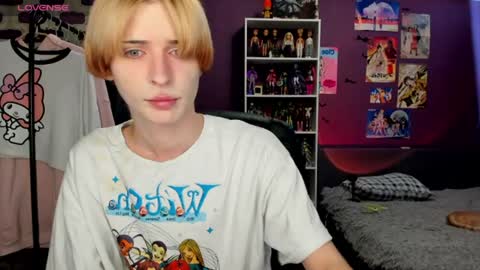 kira online show from July 25, 2026, 3:09 pm