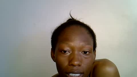 sweet_sinful online show from June 19, 2026, 9:13 am