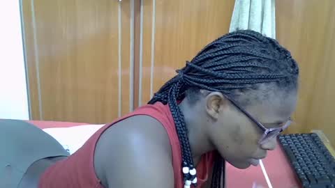 sweet_zarah online show from June 29, 2026, 7:58 am
