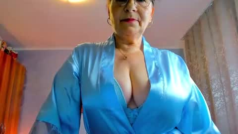 Viorica online show from July 20, 2026, 3:43 am