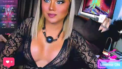 Snapshot of sweetbella69xoxo chatting on May 30, 2026, 5:32 pm BELLA online show from May 30, 2026, 5:32 pm