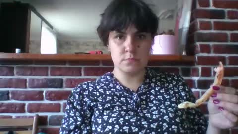 sweetbesty5322 online show from May 10, 2026, 2:55 pm