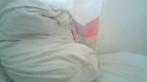 Snapshot of sweetdoll6 chatting on July 24, 2026, 12:25 pm Sweet Doll online show from July 24, 2026, 12:25 pm