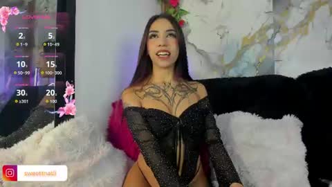 Nati  independent model online show from June 11, 2026, 1:27 am