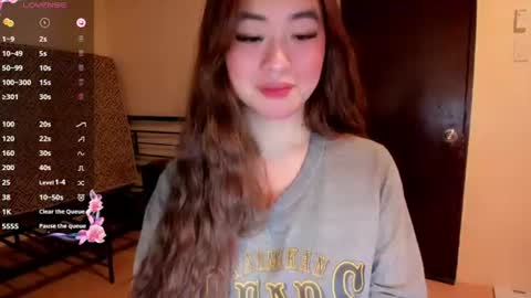 Zoe online show from June 28, 2026, 5:02 am