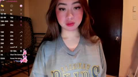 Zoe online show from July 13, 2026, 4:04 am