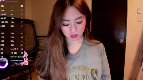 Zoe online show from July 29, 2026, 2:21 am