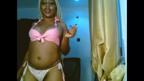 Snapshot of sweetmila9 chatting on June 16, 2026, 6:27 am sweetmila9 online show from June 16, 2026, 6:27 am