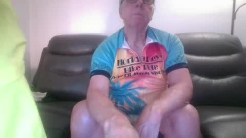 tacrunner66_ online show from July 25, 2026, 2:03 pm