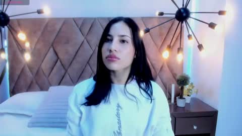 tamara_ssummer online show from July 31, 2026, 1:43 pm
