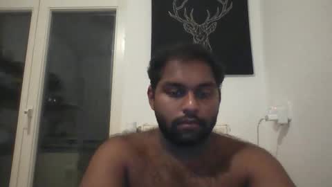 tamilpaiyan09 online show from January 31, 2026, 10:41 pm
