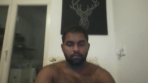 tamilpaiyan09 online show from March 21, 2026, 11:19 pm