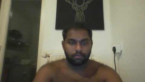 tamilpaiyan09 online show from April 2, 2026, 11:57 pm