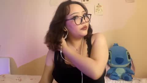 EmiJoaans online show from July 22, 2026, 7:55 am