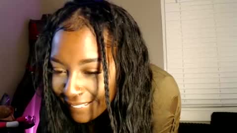 nyxxx online show from June 7, 2026, 1:43 am