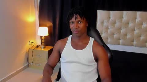 tau_montes online show from April 8, 2026, 8:53 pm