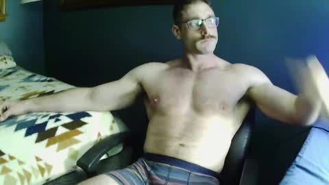 Taylor Oaks online show from April 6, 2026, 3:26 am