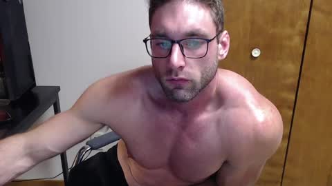 Taylor Oaks online show from May 21, 2026, 2:40 am