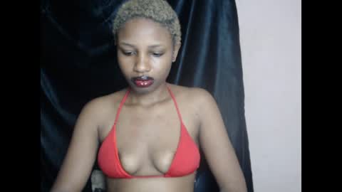 Snapshot of teasexkitty chatting on July 13, 2026, 9:17 pm teasexkitty online show from July 13, 2026, 9:17 pm