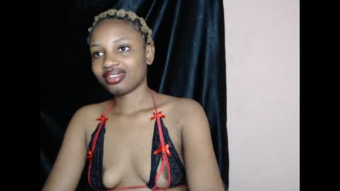 Snapshot of teasexkitty chatting on July 24, 2026, 9:35 pm teasexkitty online show from July 24, 2026, 9:35 pm